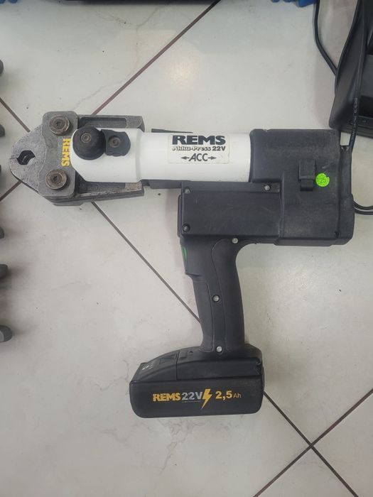 Presa sertizat. REMS