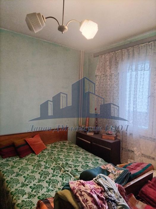 Продава се Двустаен апартамент в Шумен, Център - 62 кв.м за 1695 €/кв.м - Снимка #2