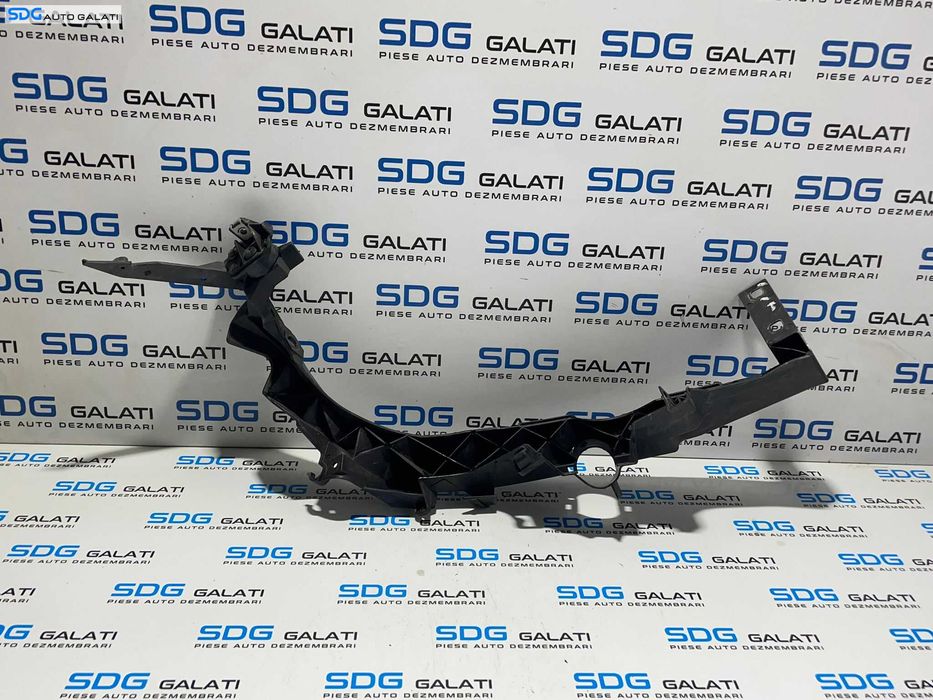 Suport Far Stanga BMW Seria 3 E90 E91 2004 - 2011 Cod 7138401 15857711 51.64 7 138 401 [L2695]