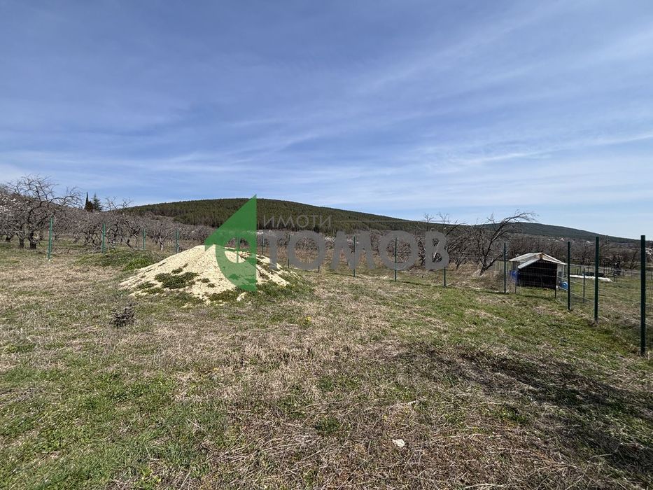 Урегулиран парцел за жилищно строителство в местността Беш-Бунар