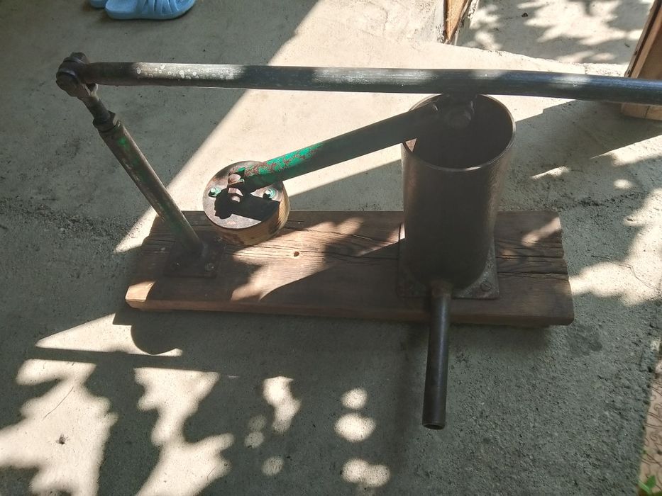 Продам шприц для колбасы, казы, сосисок, ручная работа