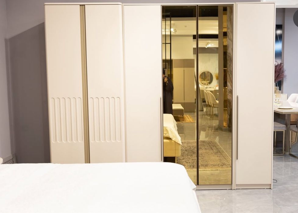 Продается спальный гарнитур турецкого производства