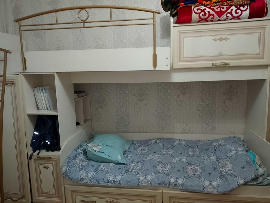 Двухяроска и шкаф