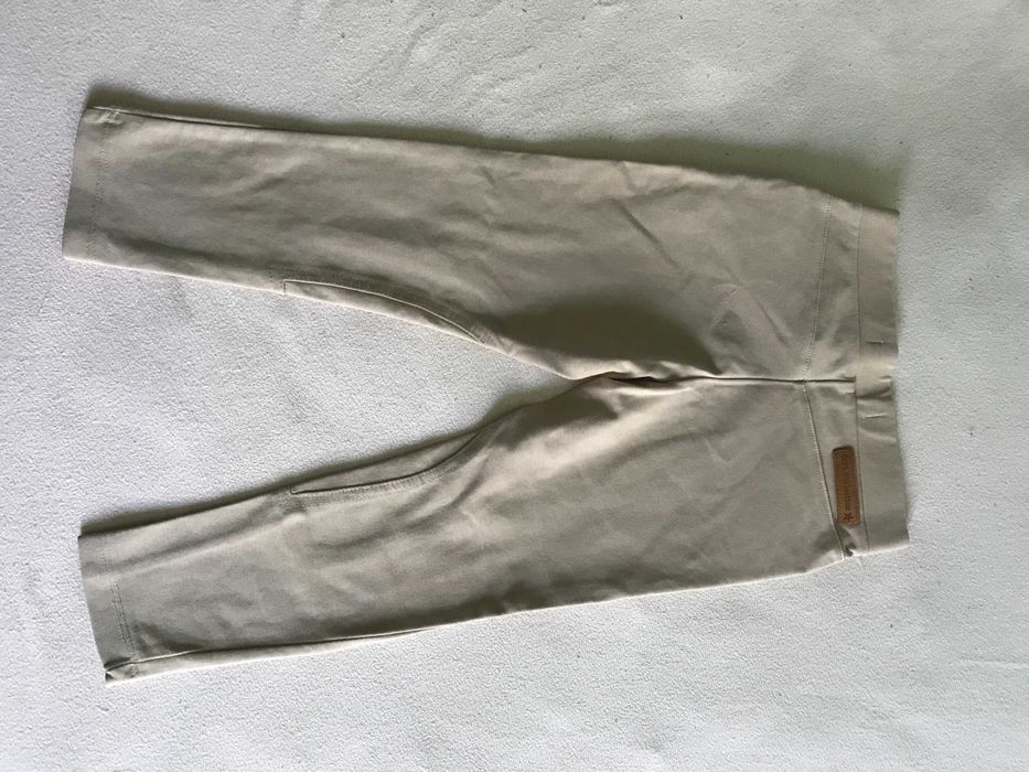 Модерен панталон на ZARA за момиченце