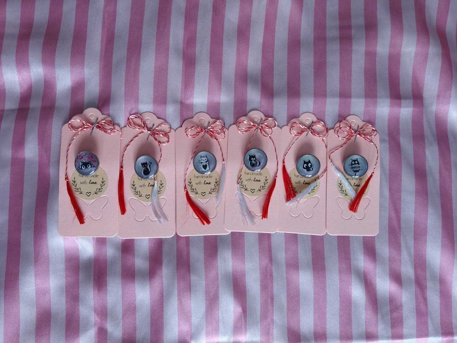 Martisoare din rasina unice handmade