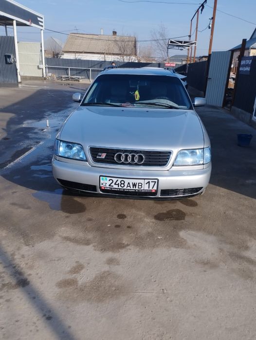 Ауди А6 универсал
