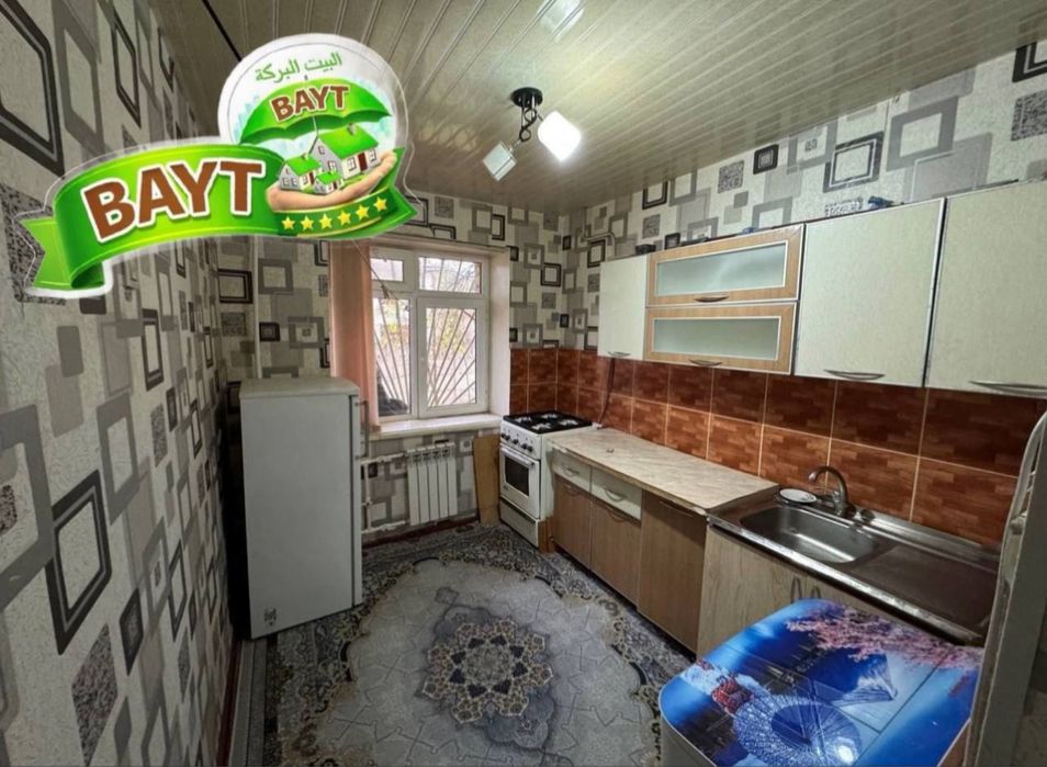 1/1/4, Чиланзар 8, ПАРУС, Кирпич, продаётся квартира ~