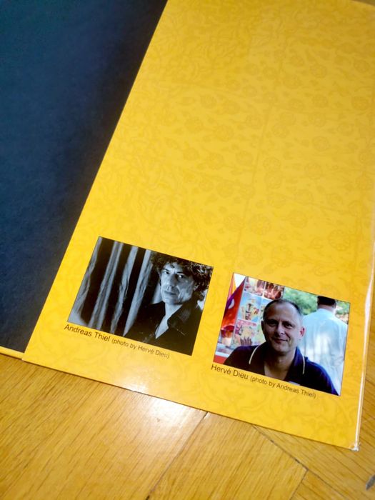 Книга с музикални дискове турска музика модерна традиционна етно поп !