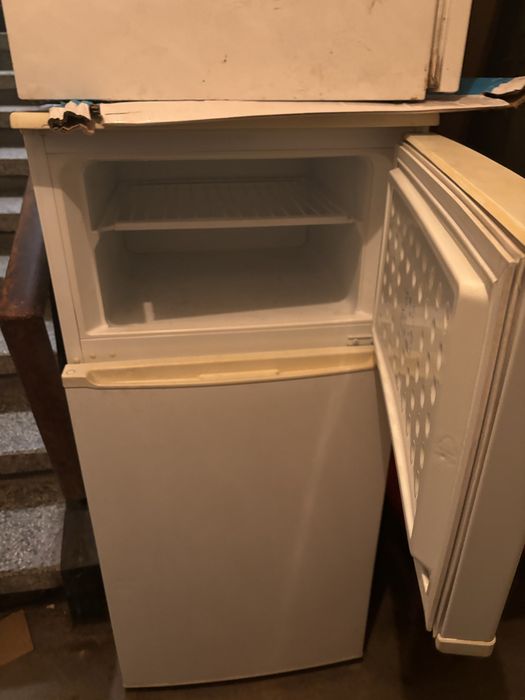 Хладилник с камера