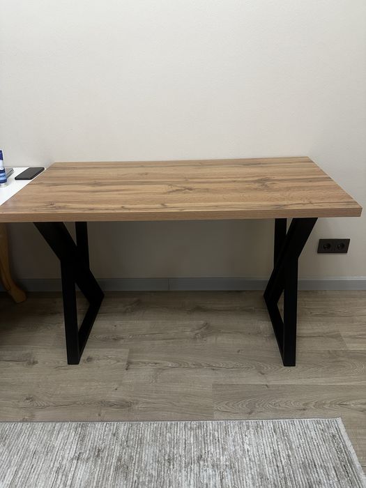 Стол компьютерный