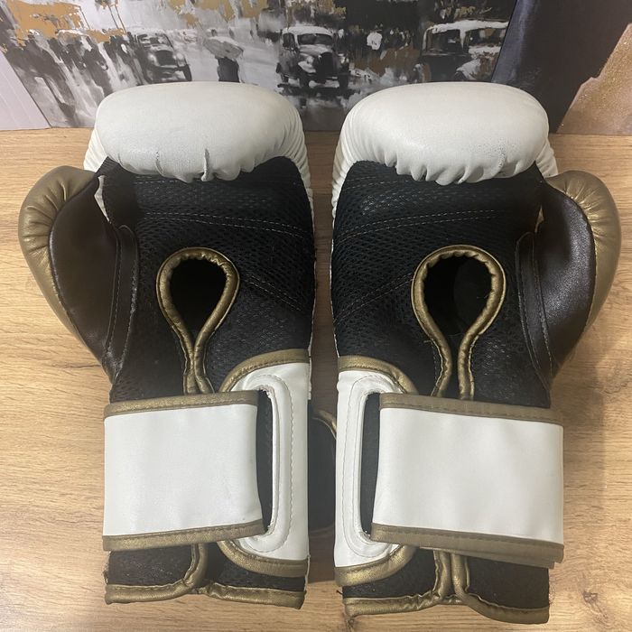 Боксёрские перчатки Everlast Powerlock 10 oz — оригинал
