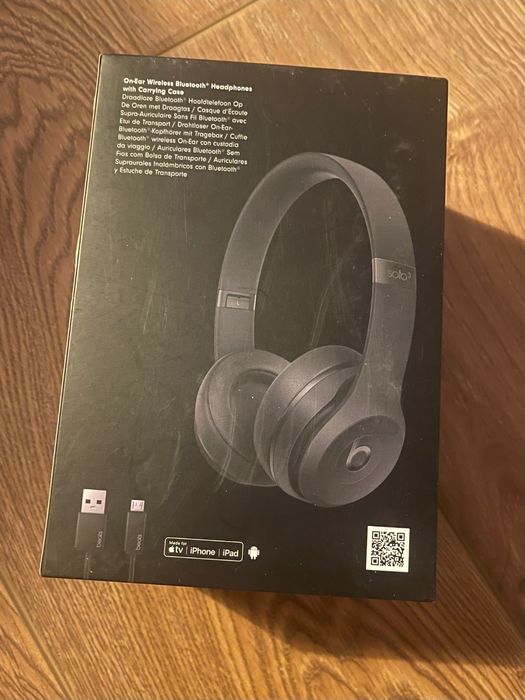 Слушалки  Beats Solo 3 by Dr. Dre, Безжични, Черни НОВИ