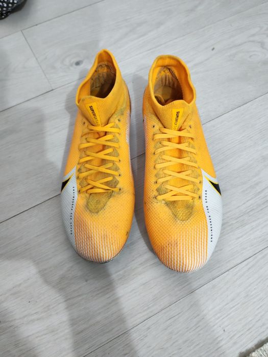 Продам бутсы 41 мерки оригинал