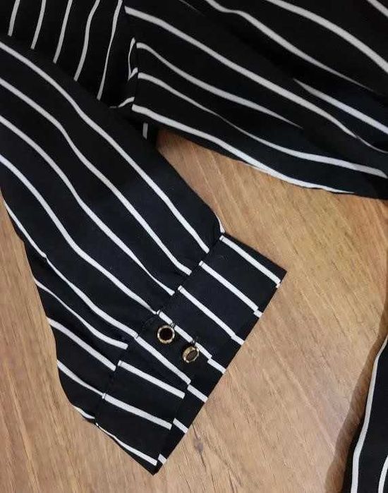 Bluza/Camasa dungi alb/negru,mar 42,stare perfecta