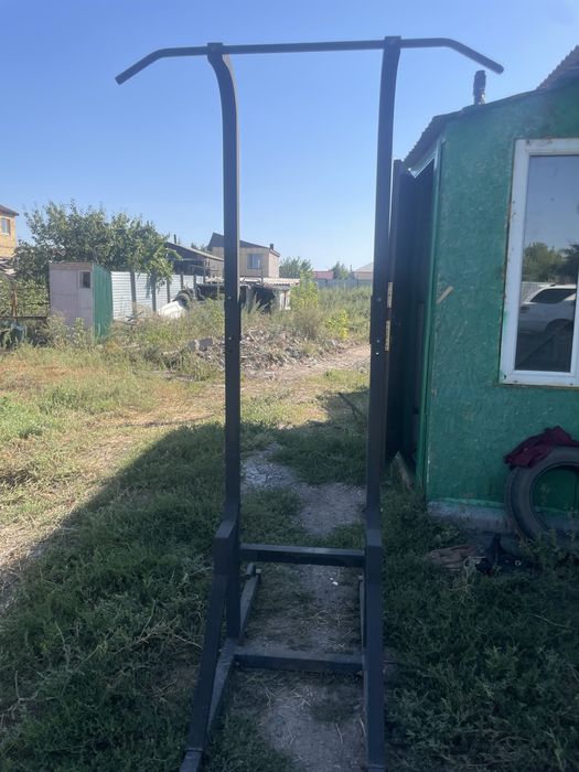 Турник напольный