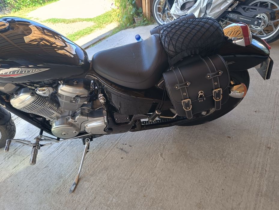 Honda Shadow 600 sau schimb auto/moto