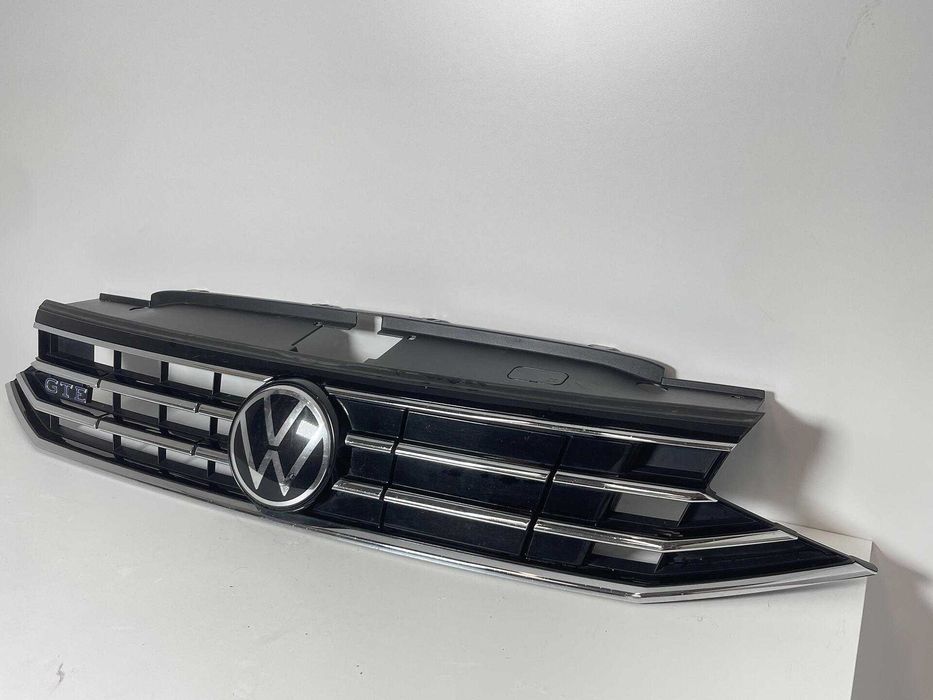 Предна решетка за VW Passat B8 GTE