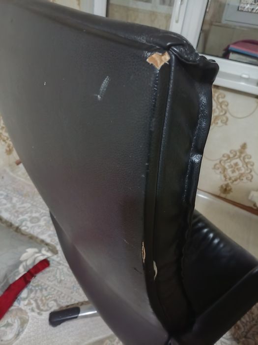 Продам кресло офисная