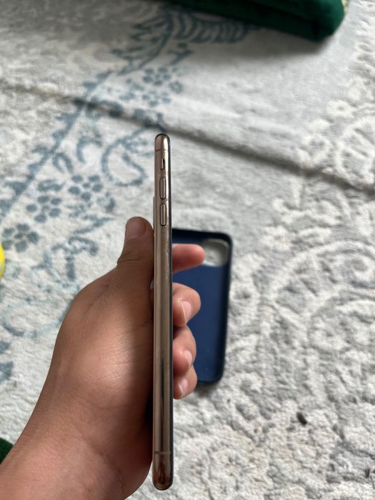 Продам IPhone Xs 256 гб