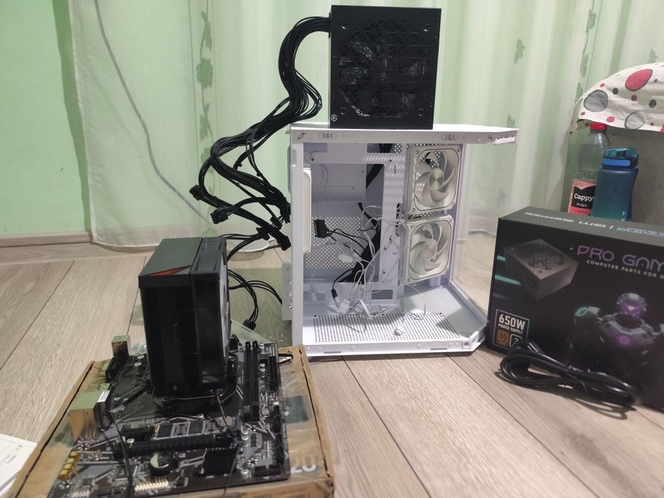 Vand PC gaming nou