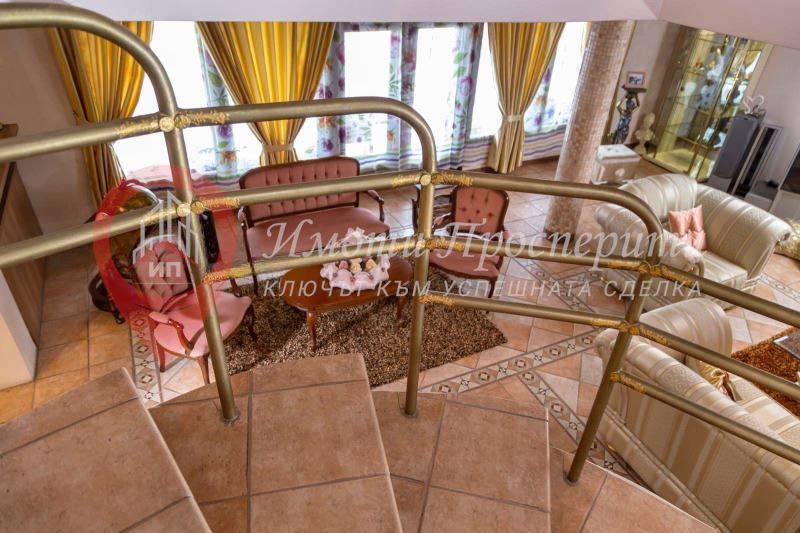 Мезонет в София-Лозенец площ 253 цена 499990