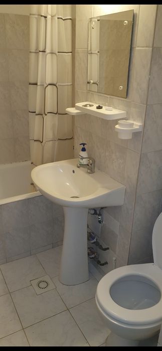 Garsoniera de inchiriat