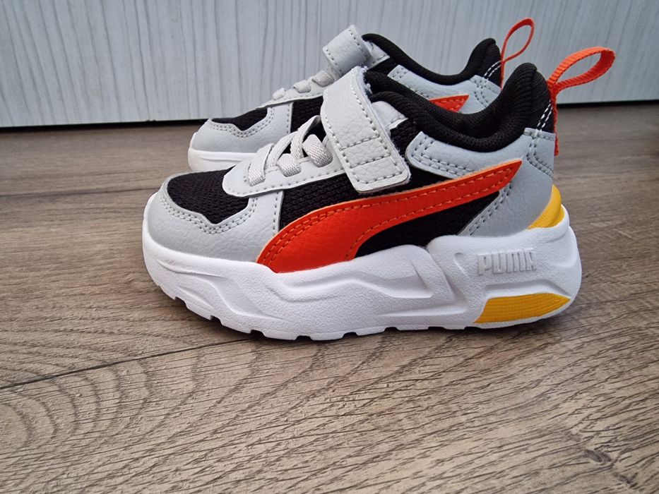 Adidasi Puma copii 22