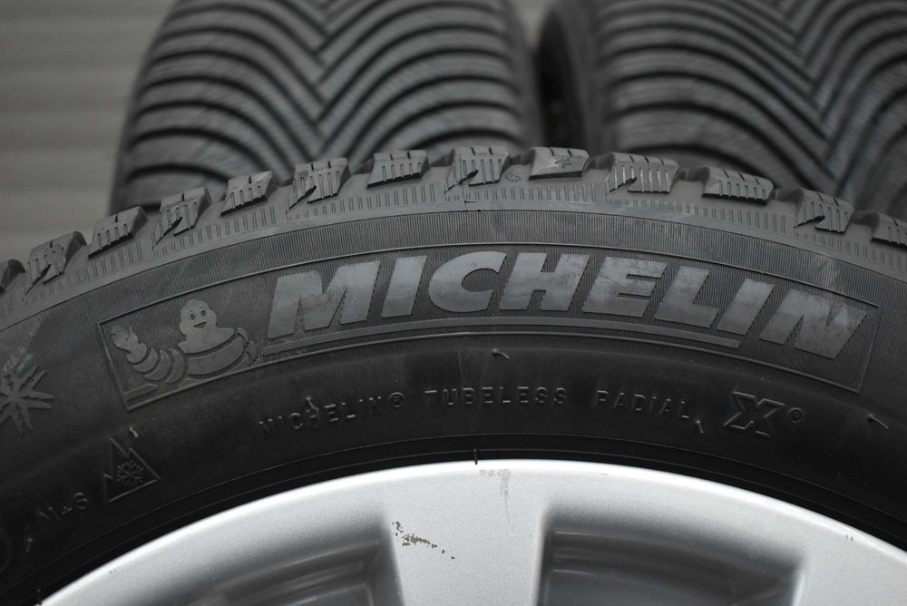 Зимни гуми 225/55/17 Muchelin