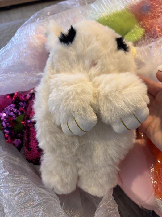 Jucarii, pusculite, brelocuri - angro