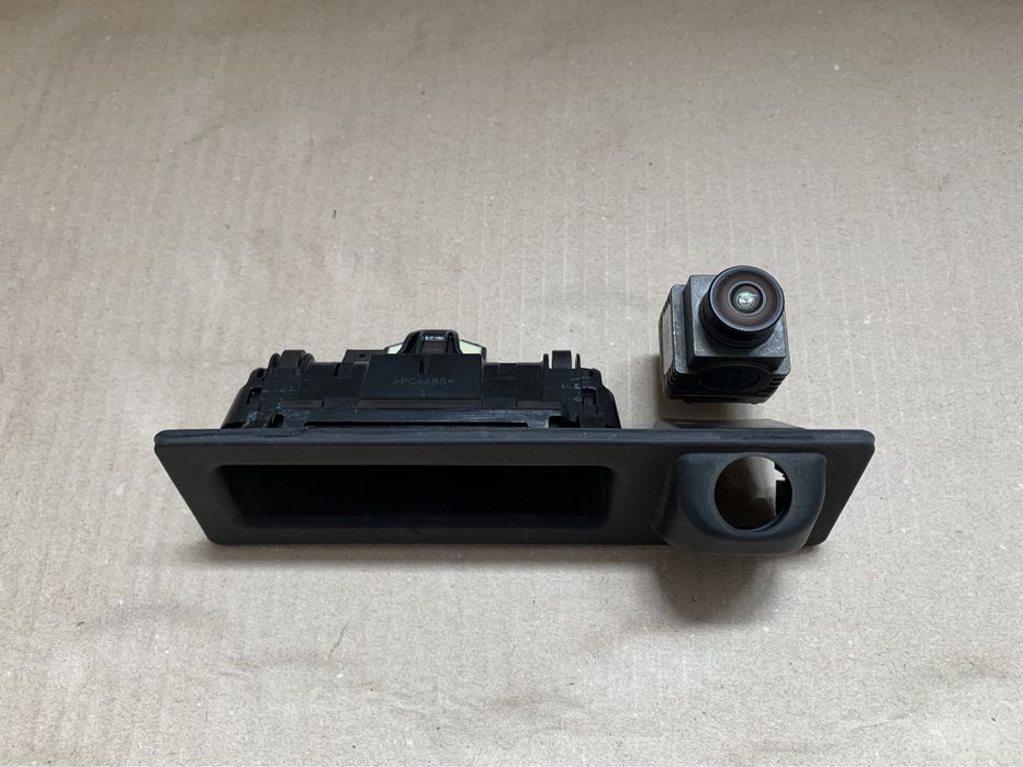 Camera marșarier BMW X1 X2 X3 X4 X5 X6 : 069109985601 / 7463163