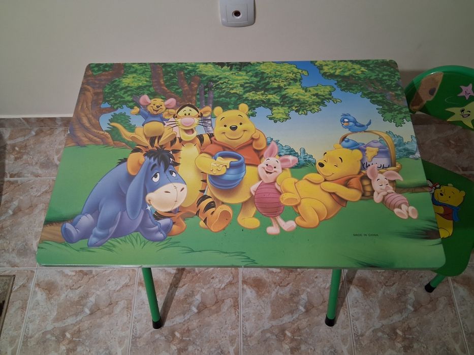 Детска масичка със столче