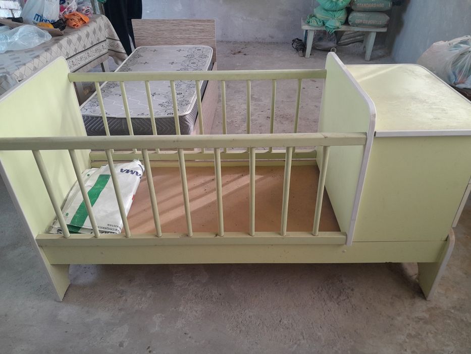 Продать кровати для детей