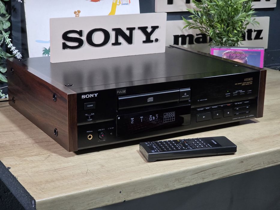 Cd player SONY CDP-X559 ES , black, laterale lemn, telecomanda