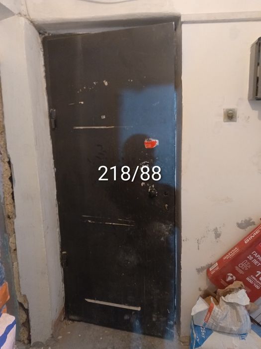 Продам двери от 10.000