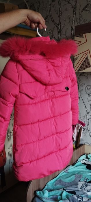 Пуховик на девочку 140-150см