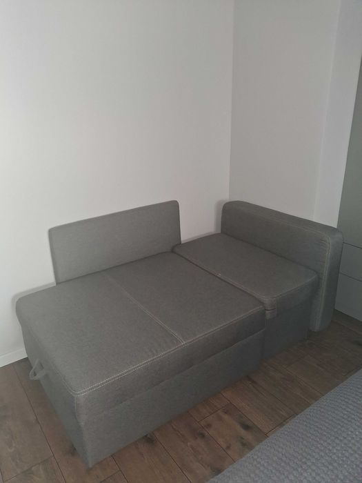 Легло,фотьойл. Без забележки.