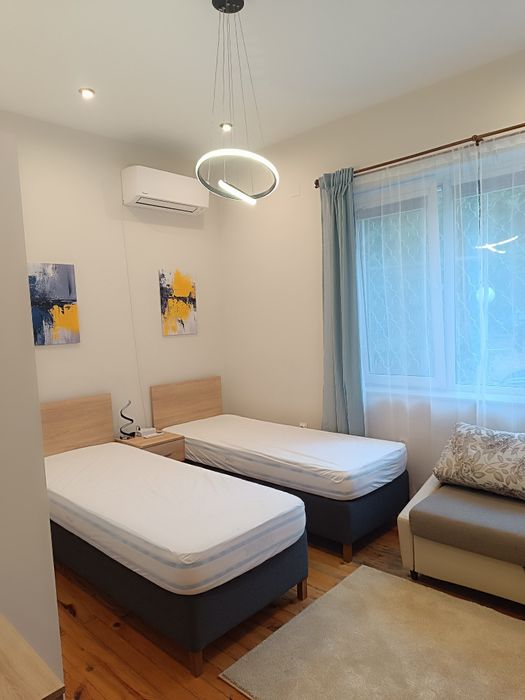 Дава се под наем Тристаен апартамент в Варна, Централна поща - 75 кв.м за 600 € - Снимка #4