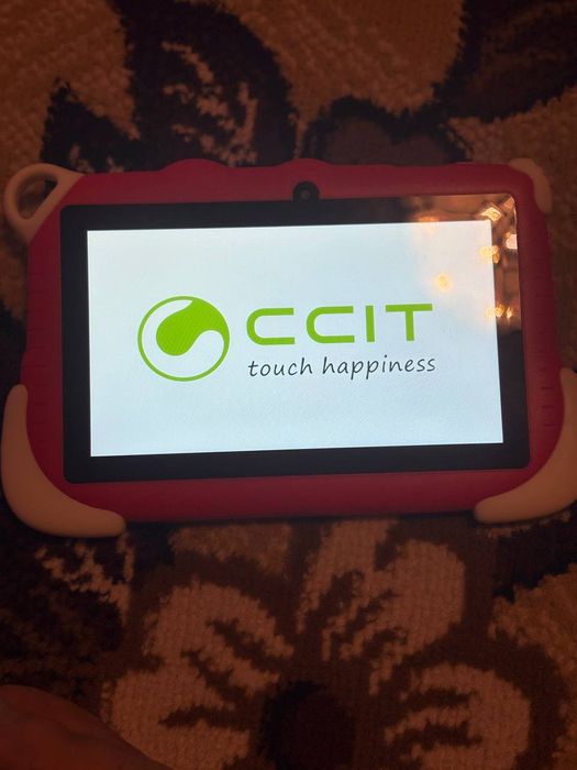 ПДетский планшет хорошего состояния,коробка имеется