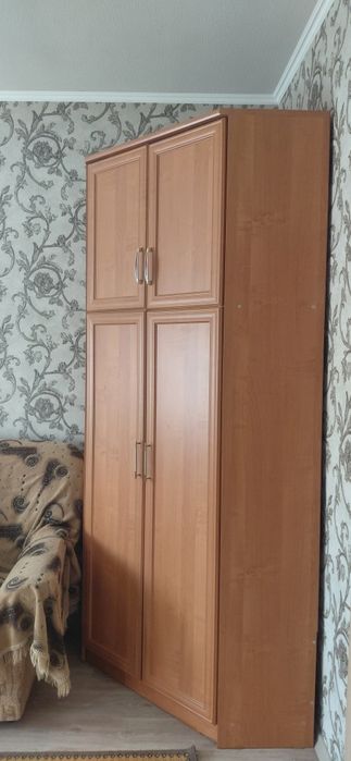 Продаю. Шкаф угловой,