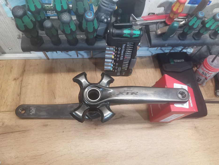 Курбели различни видове