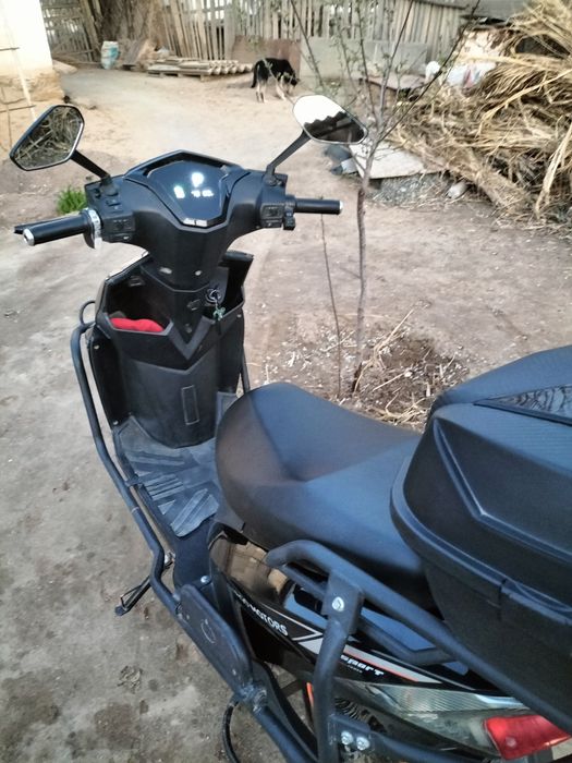 1.Скутер сатылади