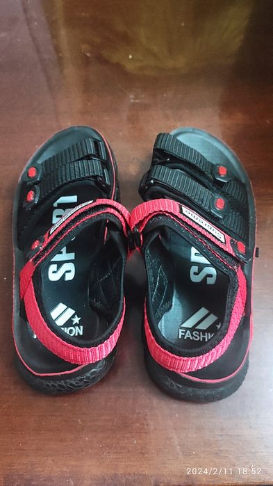 Обувь сандалии подростковые