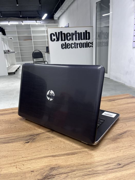 Ноутбук HP Pavilion