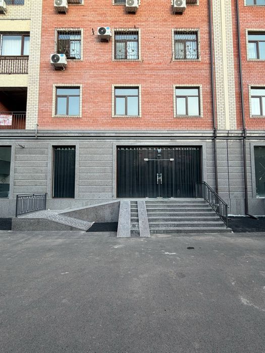 Метро Тинчлик / Люкойл / Versal Евронежилое помещение с площадью 111кв