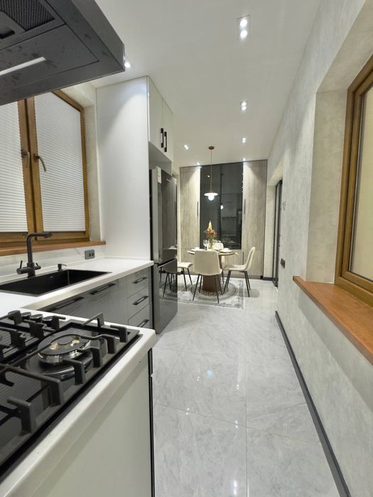 Продажа Метро Новза 3в4/2/4 Чиланзарский район 77м2