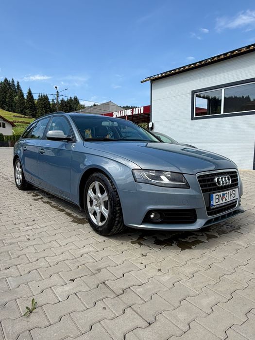 Vind audi a4b8  din 2010