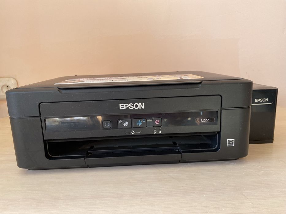 Продам приниер  Epson