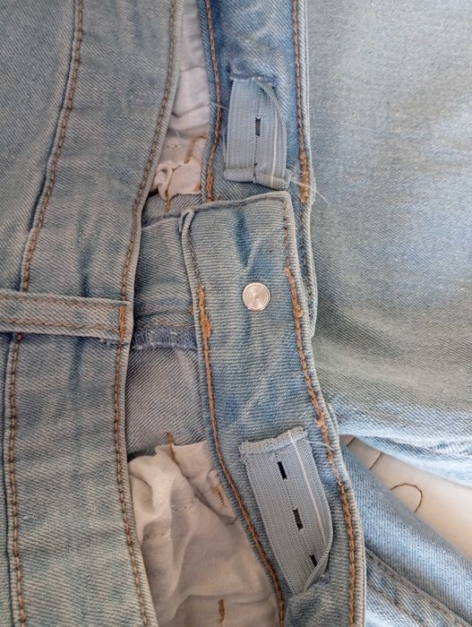 Дънки за момиче размер 32