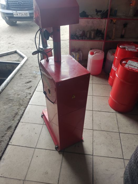 Avtomabil shinalari uchun pechka.Shina mantaj uchun