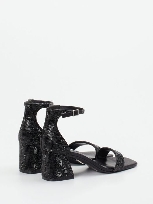 Токчета обувки на дебел ток с камъни черни Steve Madden